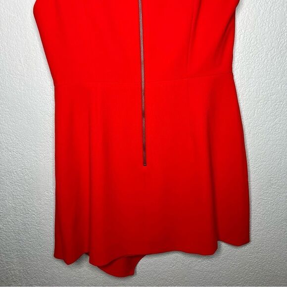 Alice + Olivia Asymmetrical Callie Cherry Red Mini V-Neckline Dress Size 12 - Picture 7 of 13